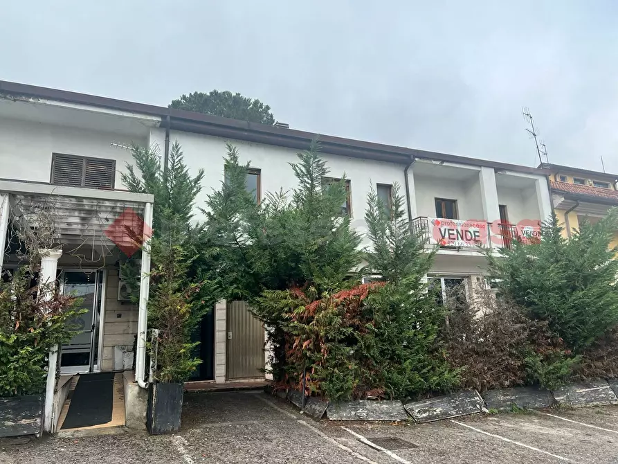 Immagine 41 di Ufficio in vendita  in Via Appia, 123 a Potenza