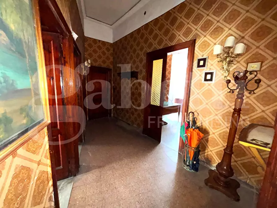 Immagine 2 di Appartamento in vendita  in Corso Garibaldi a Napoli