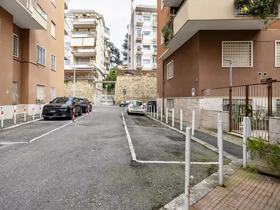 Immagine 2 di Appartamento in vendita  in Via Giuseppe Rosso, SNC a Roma