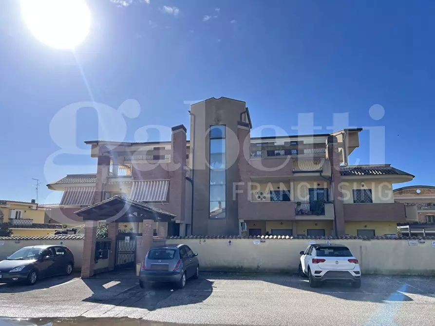 Immagine 1 di Appartamento in vendita  in Via Ticino, 53 a Ardea