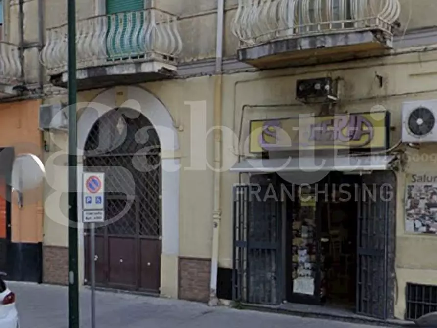 Immagine 1 di Attività commerciale in vendita  in Via Roma, 199 a Torre Annunziata