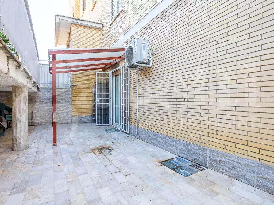 Immagine 28 di Appartamento in vendita  in Via dei Bruno, 69 a Roma