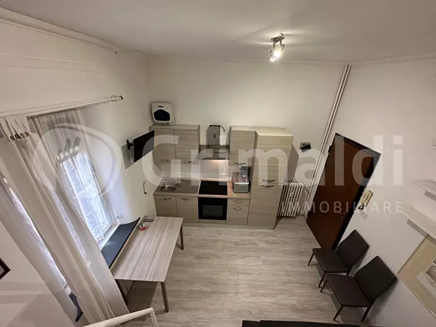 Immagine 11 di Appartamento in affitto  in Via Caccialepori, 13 a Milano