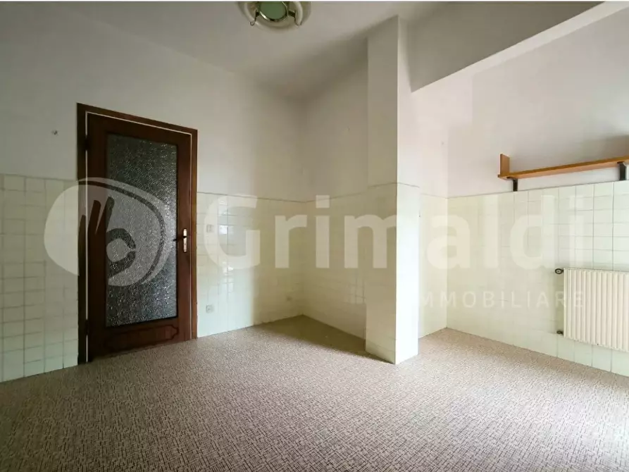 Immagine 12 di Appartamento in vendita  in Viale XX SETTEMBRE, 74 a Carrara