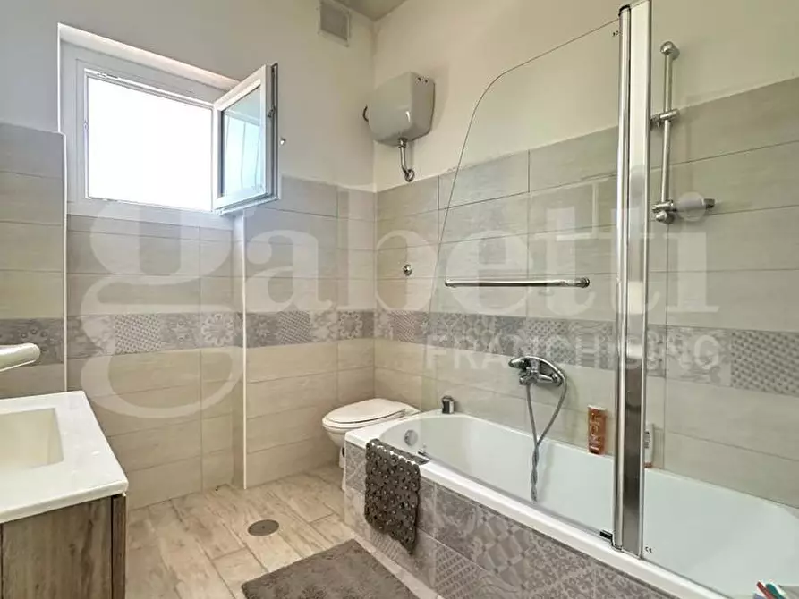 Immagine 24 di Villa in vendita  in Via neto, 17 a Ardea