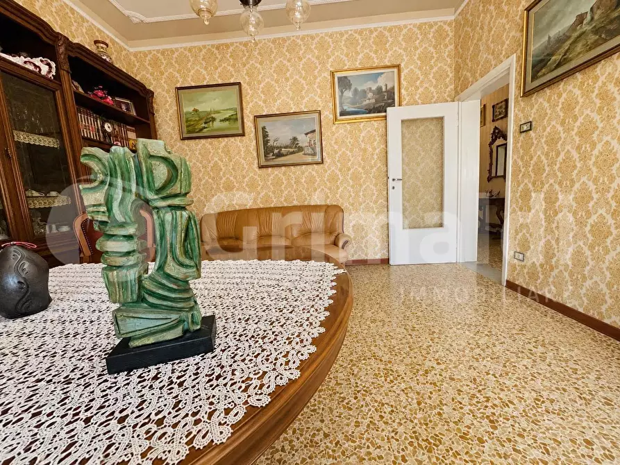 Immagine 2 di Appartamento in vendita  in Viale guglielmo marconi, 1b a Livorno