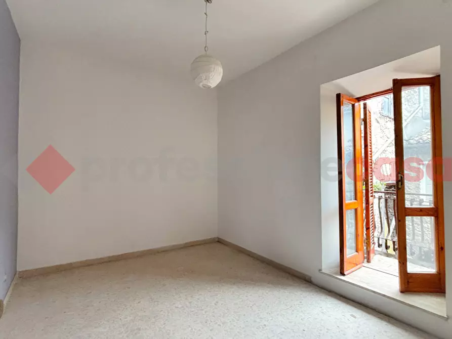 Immagine 10 di Appartamento in vendita  in Piazza Santa maria Maggiore, 1 a Alatri