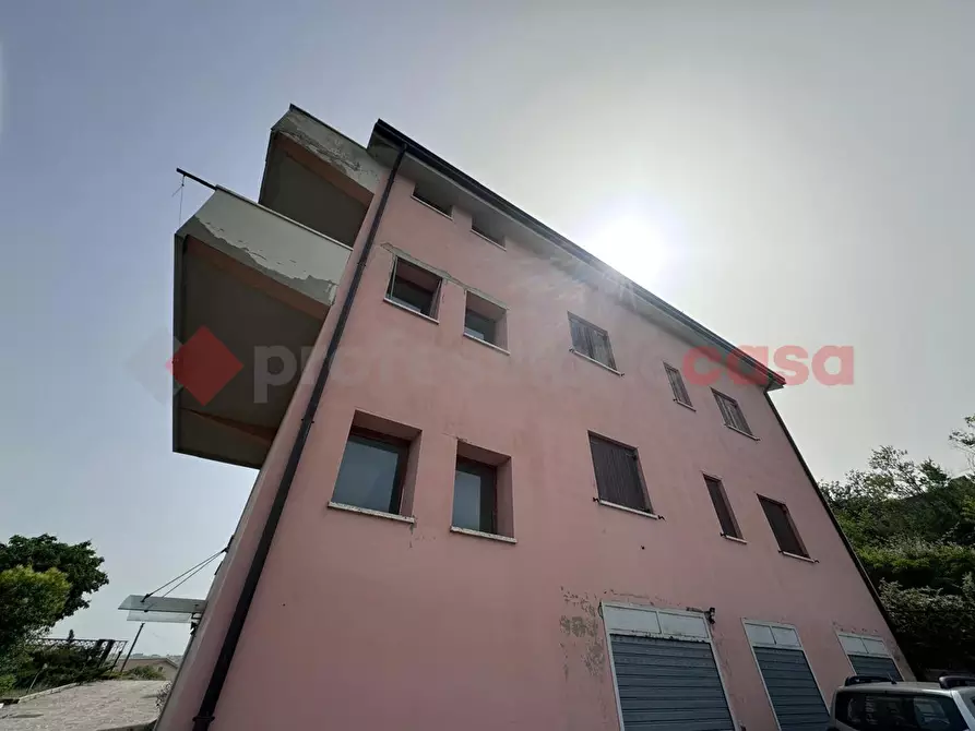 Immagine 16 di Appartamento in vendita  in Via APPARTAMENTO C/DA PIANO DI ZUCCHERO, 114 a Potenza