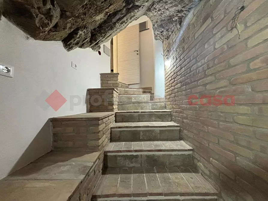 Immagine 12 di Negozio in vendita  in Via moele tosi, 2 a Paliano