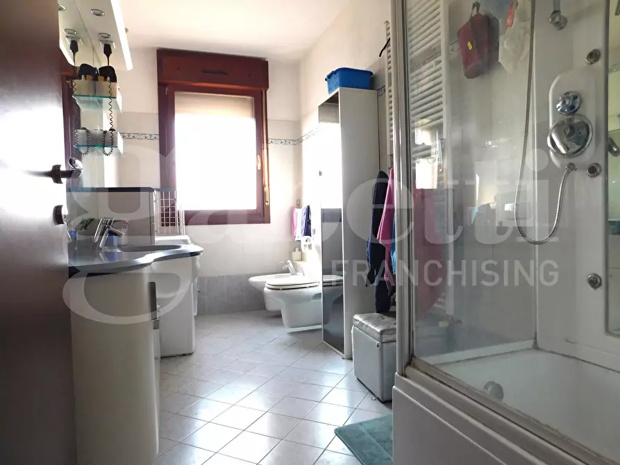 Immagine 9 di Appartamento in vendita  in Via Vittime 11 Settembre 2001, 8 a Calderara Di Reno