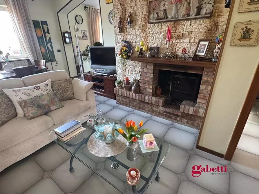 Immagine 10 di Appartamento in vendita  in Via Pietrarse, 6/B a Pozzuoli