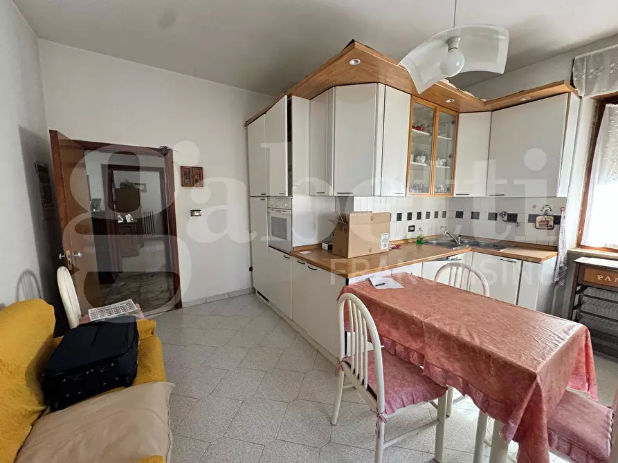 Immagine 14 di Appartamento in vendita  in Viale Orsini, 157 a Giulianova