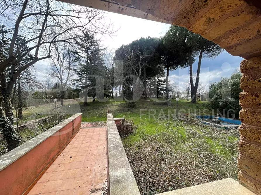 Immagine 11 di Villa in vendita  in Strada DELLA CASTELLINA, 00 a Oriolo Romano