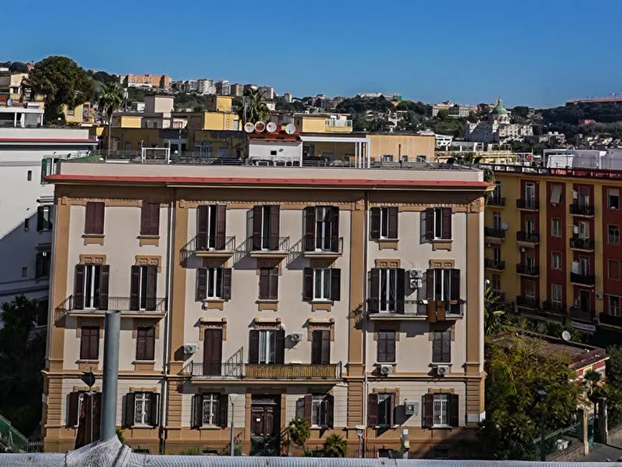 Immagine 9 di Appartamento in vendita  in Via Leone Marsicano a Napoli