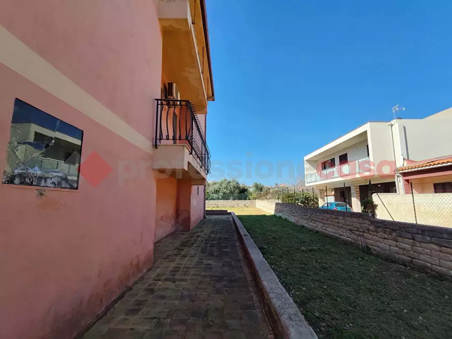 Immagine 36 di Villa in vendita  in Via agrigento, 14 a Siracusa