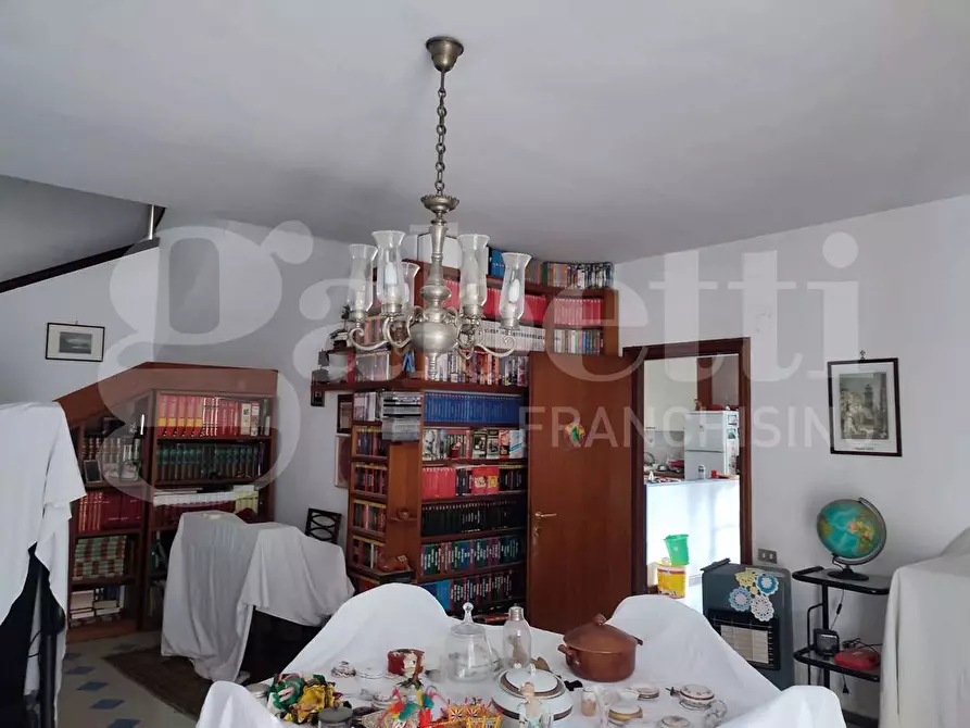 Immagine 17 di Casa indipendente in vendita  in Via Prota, 25 a Torre Annunziata