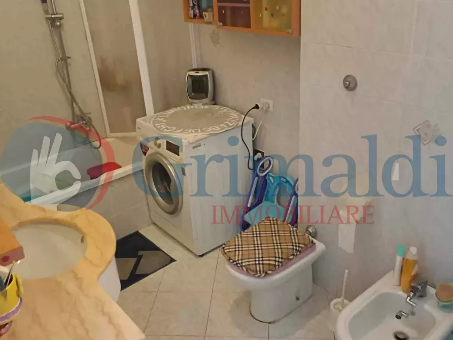 Immagine 11 di Appartamento in vendita  in Via GRANDE a Livorno