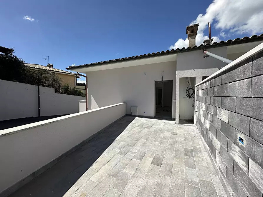 Immagine 1 di Terratetto in vendita  in Via DEI PLATANI, 00 a Manziana