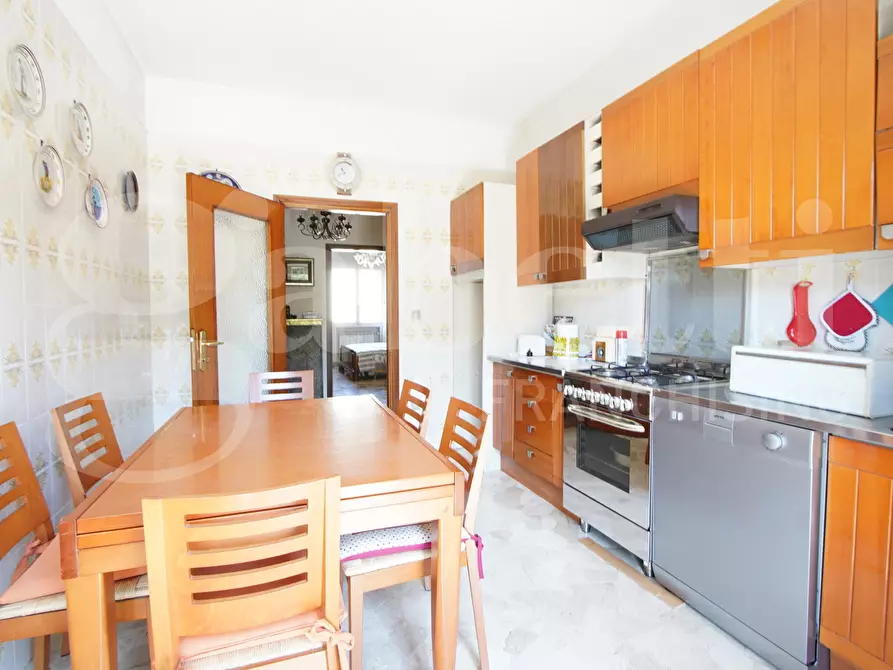 Immagine 5 di Appartamento in vendita  in Via San DonÃ , 221 a Venezia