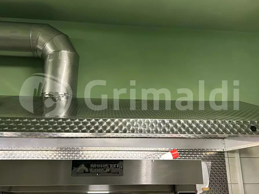 Immagine 37 di Attività commerciale in vendita  in Piazza napoli  milano marittima, 13 a Cervia