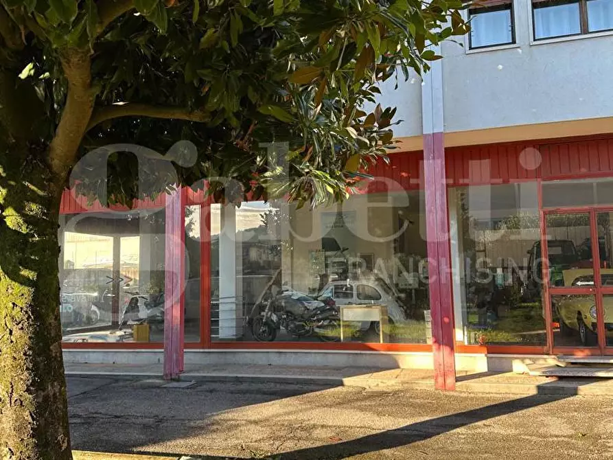 Immagine 11 di Capannone industriale in vendita  in Via Gasdotto, 24-26 a Valdagno