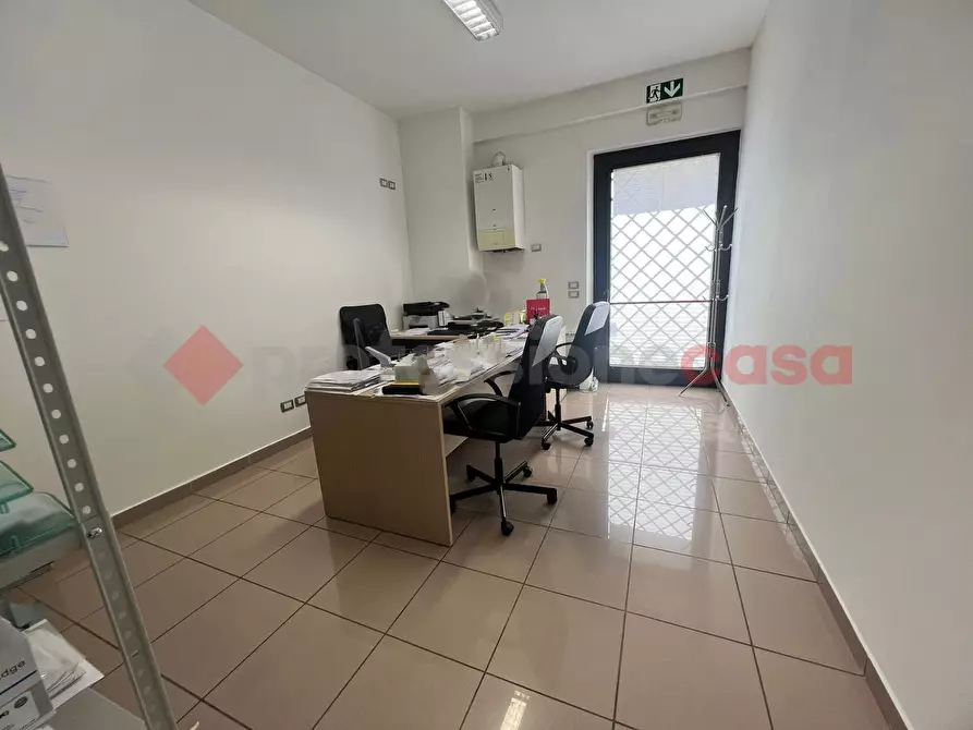 Immagine 18 di Locale commerciale in affitto  in Via Trento e Trieste a Spoleto