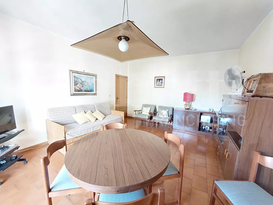 Immagine 3 di Appartamento in vendita  in Viale della Vittoria, 32 a Alba Adriatica