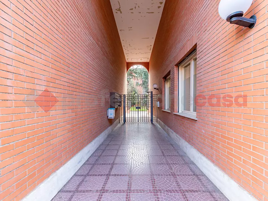 Immagine 32 di Appartamento in vendita  in Via Cinquefrondi, 115 a Roma