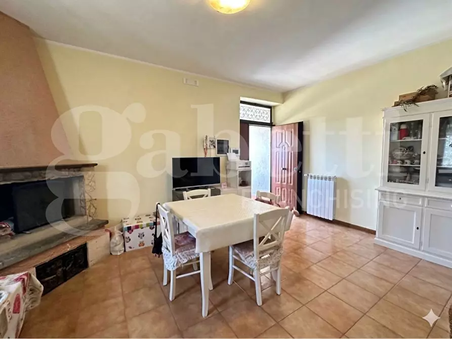 Immagine 1 di Appartamento in vendita  in Via Viale Marino, 82 a Ardea