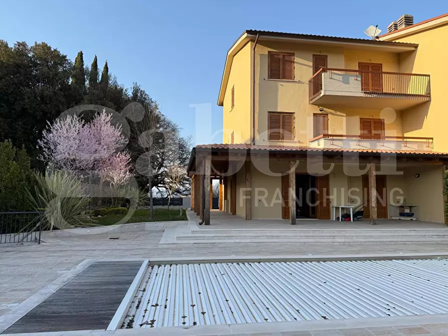 Immagine 2 di Villetta a schiera in vendita  in Via salaria, 81 a Rieti