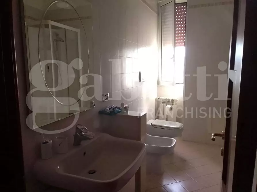 Immagine 8 di Appartamento in vendita  in Via C.BATTISTI, 15 a Taranto