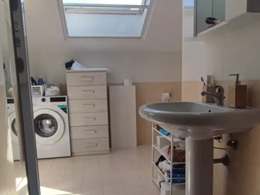 Immagine 19 di Appartamento in vendita  in Via NILDE IOTTI, 3 a Locate Di Triulzi
