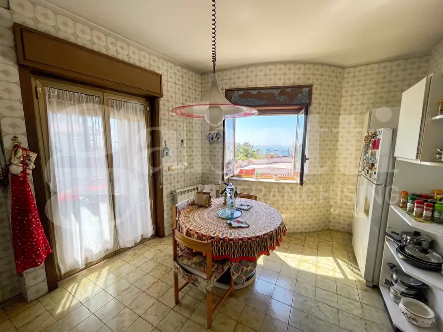 Immagine 18 di Appartamento in vendita  in Via Mollica, 51 a Aci Castello