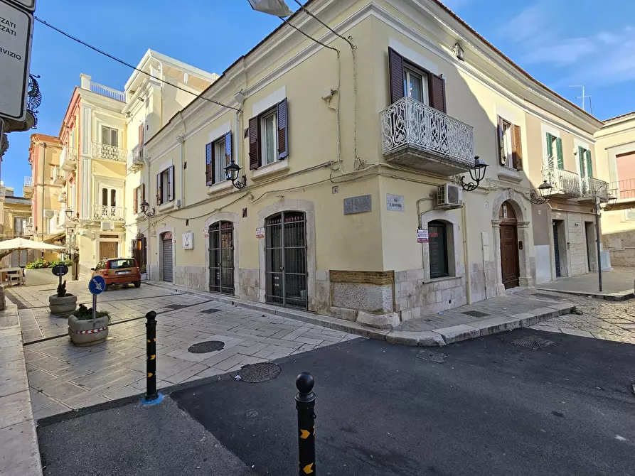Immagine 3 di Negozio in affitto  in Piazza Municipio, 17 a San Severo