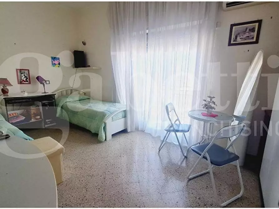 Immagine 6 di Appartamento in vendita  in Via Andrea Raia a Palermo