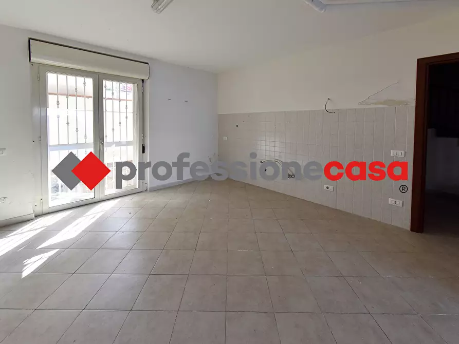 Immagine 19 di Villetta a schiera in vendita  in Via Ugo Foscolo, 36 a Santa Maria Capua Vetere