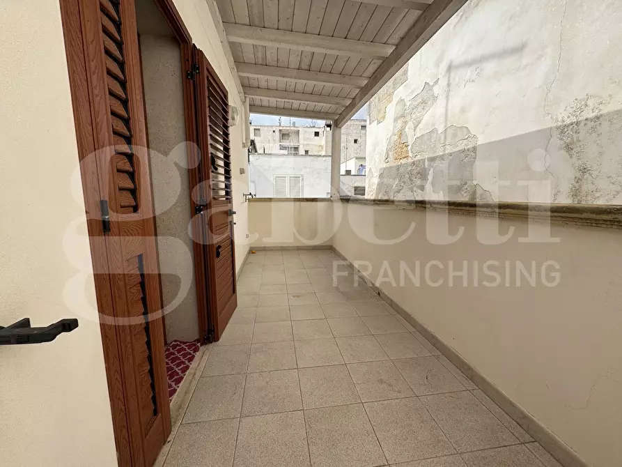 Immagine 11 di Negozio in affitto  in Via Garibaldi, 35 a Porto Cesareo