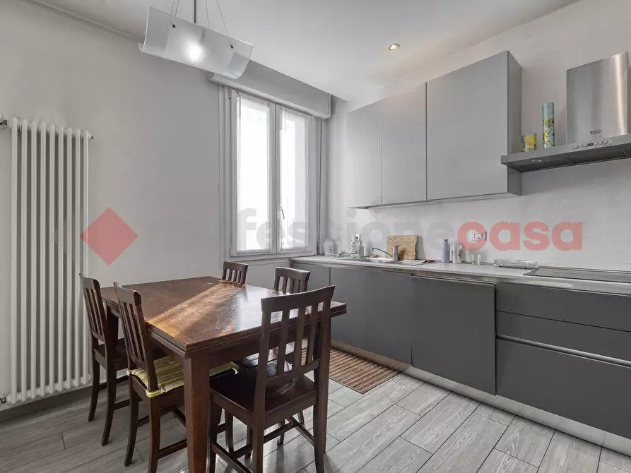 Immagine 39 di Appartamento in vendita  in Via fratelli Pinardi, 25 a Bologna