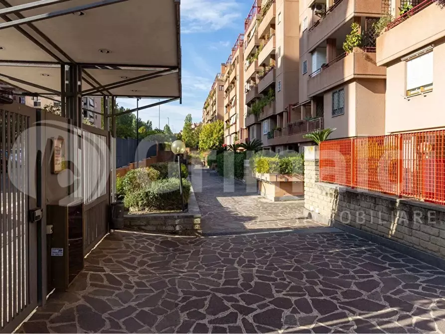 Immagine 28 di Appartamento in vendita  in Via dell' Orsa Maggiore a Roma