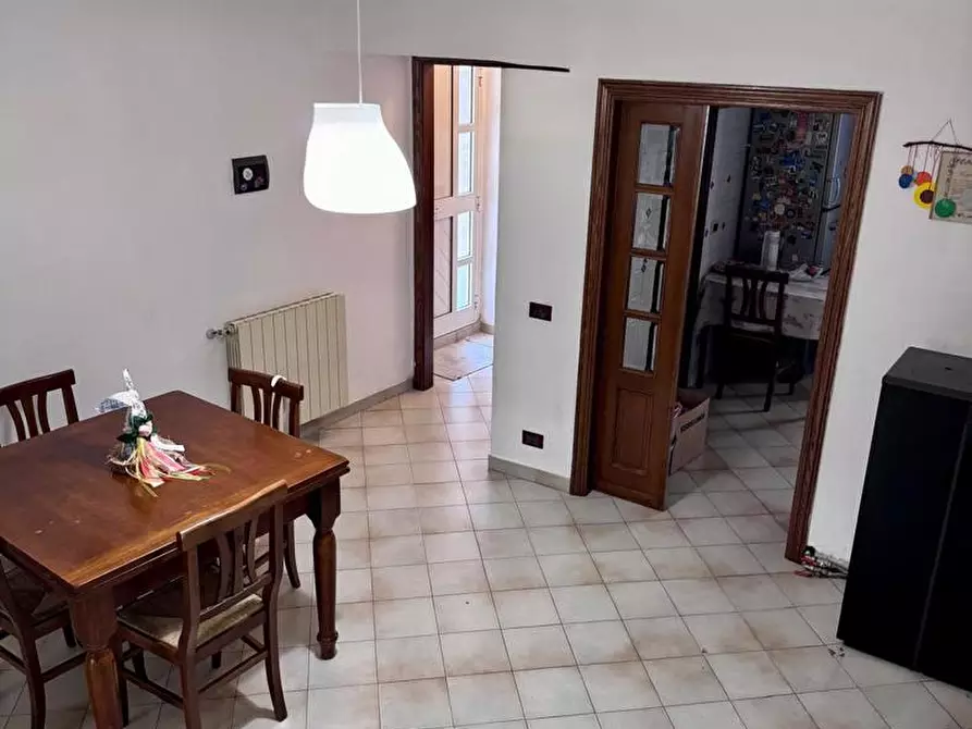 Immagine 8 di Appartamento in vendita  in Via BORGO DEL PONTE, 123 a Massa