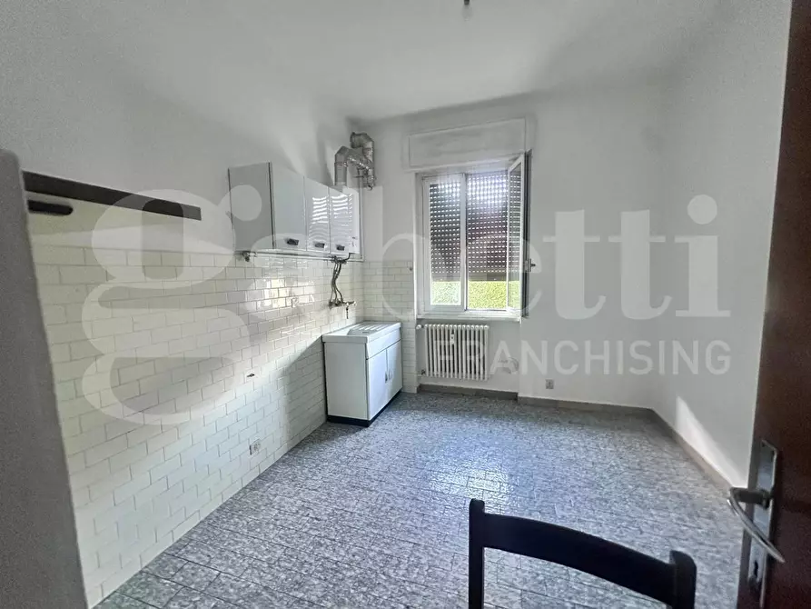 Immagine 15 di Negozio in vendita  in Via VOLTA, snc a Ponte Lambro