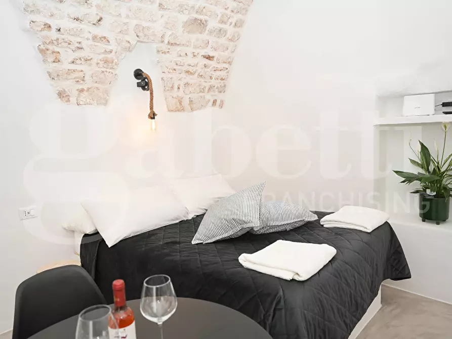 Immagine 28 di Casa indipendente in vendita  in Via Piccinni a Ostuni