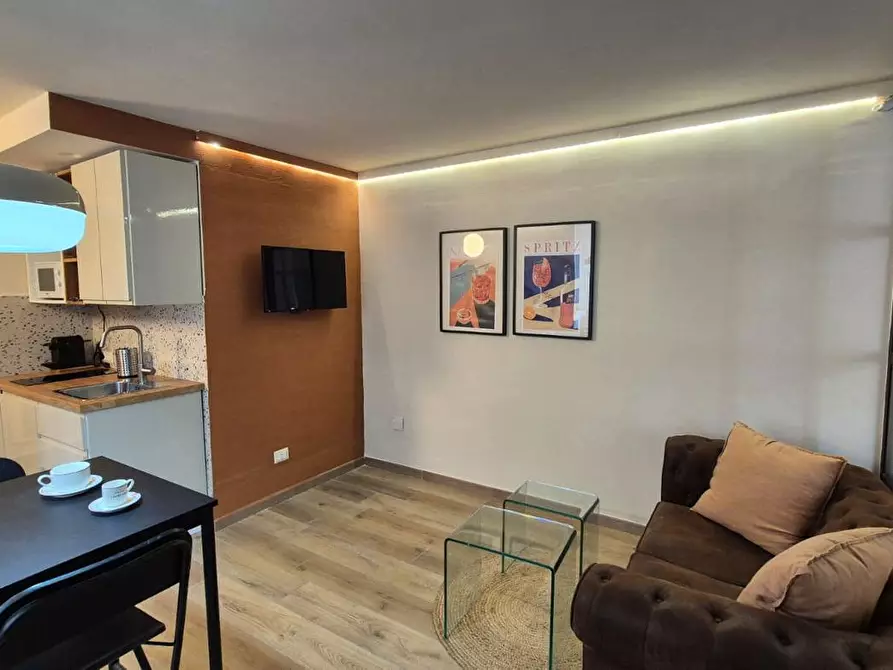 Immagine 15 di Appartamento in vendita  in Corso Umberto I, 178 a Torre Annunziata