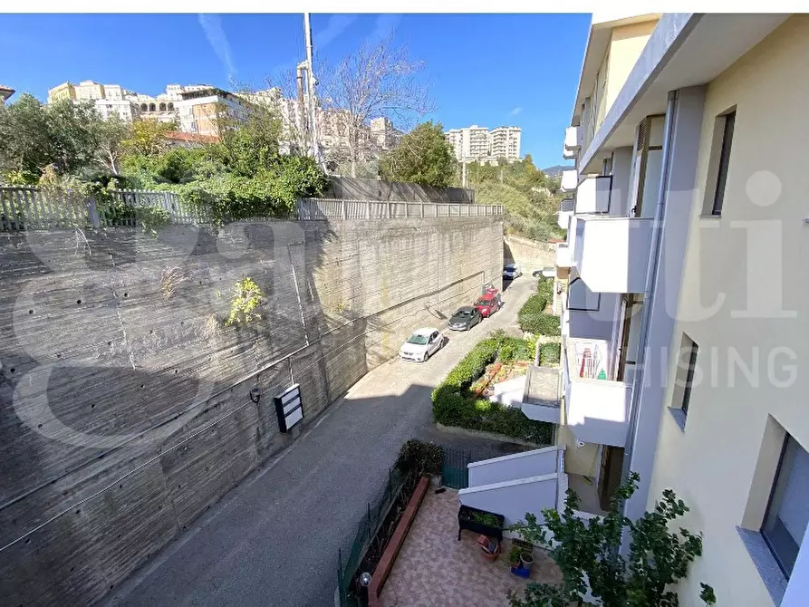 Immagine 18 di Appartamento in vendita  in Via G. Gariani a Catanzaro