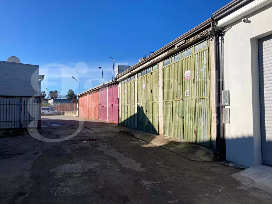 Immagine 9 di Box auto in vendita  in Via San Severo a Torremaggiore