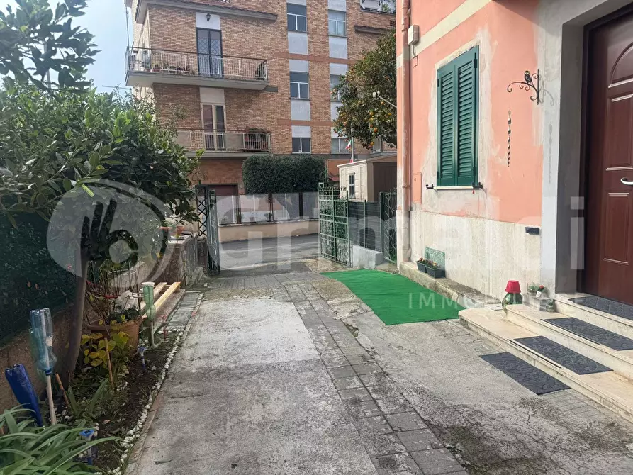 Immagine 21 di Appartamento in vendita  in Via Dei Rangoni, 56 a Roma