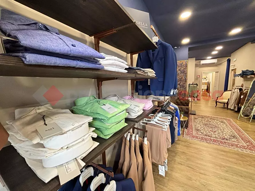 Immagine 9 di Attività commerciale in vendita  in Via Casilina, 4706 a Anagni