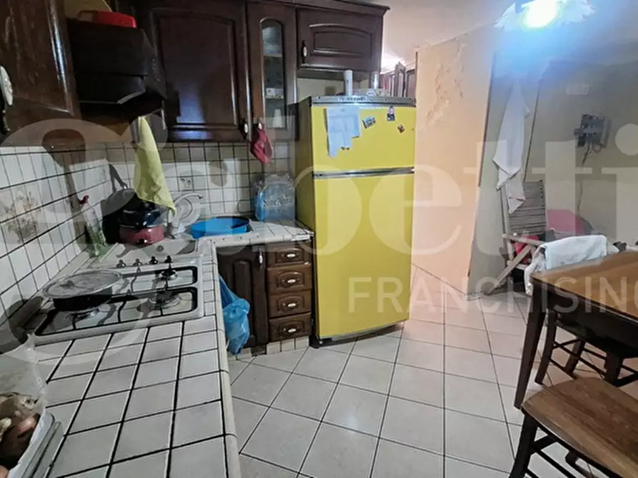Immagine 8 di Appartamento in vendita  in Vico Pace ai tribunali a Napoli