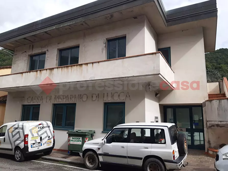 Immagine 4 di Ufficio in vendita  in Via del castello, 36 a Villa Basilica