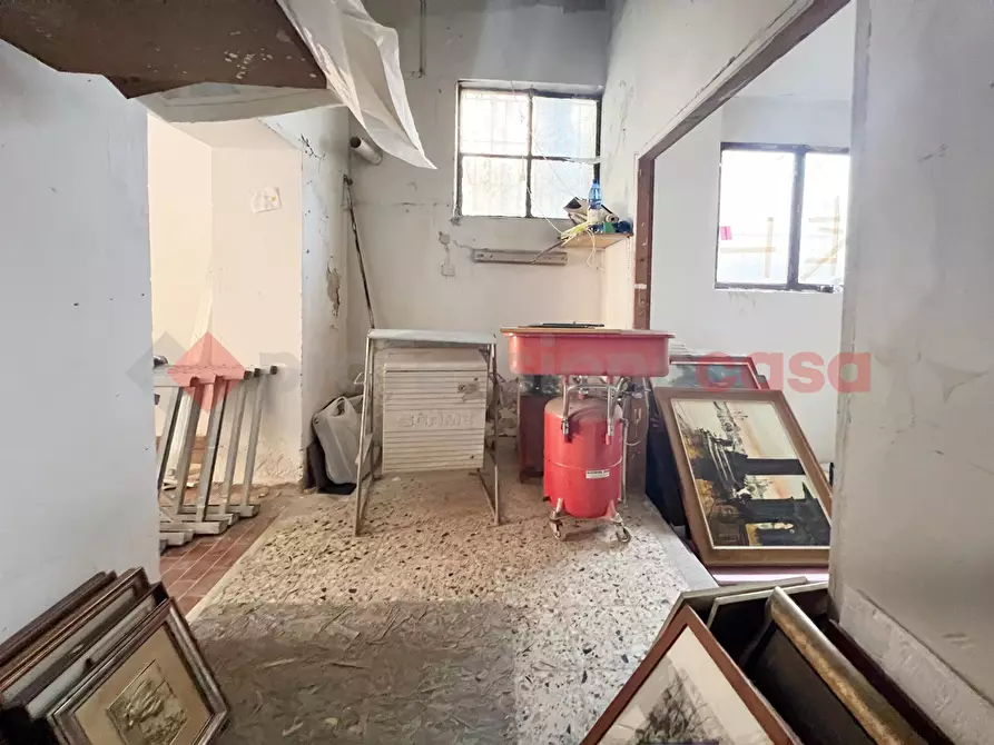 Immagine 9 di Laboratorio in vendita  in Via Viscardi, 9 a Rieti